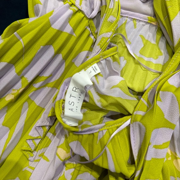 ASTR The Label Women's Green and Purple Dress - size large - Picture 2 of 4